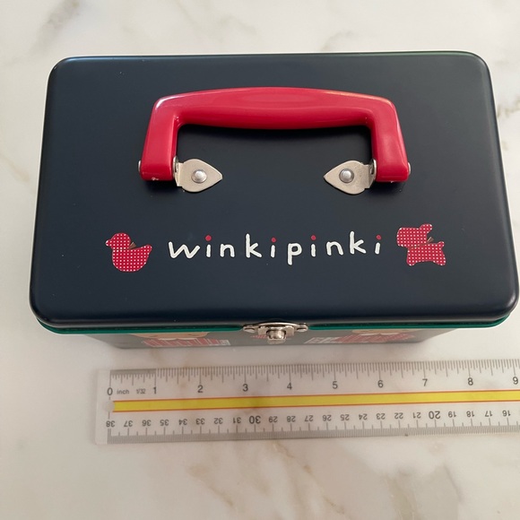 Vintage Sanrio winki pinki metal box - Picture 2 of 7